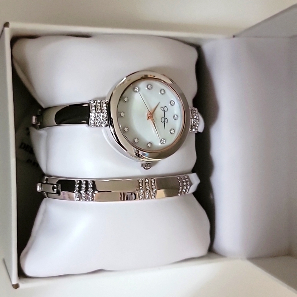 Jessica Simpson Silver Watch and Bracelet Set